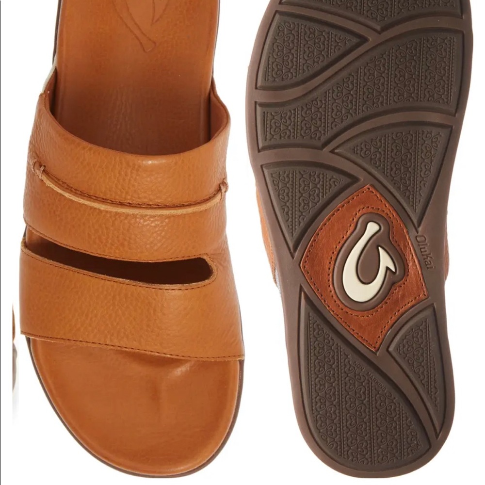 Olukai men’s, size 8, leather flip flop, NWT